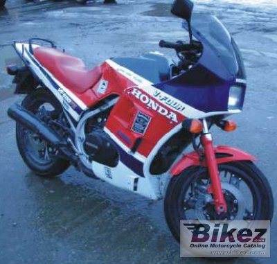 1987 Honda VF 500 F 2 photo